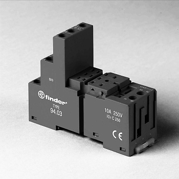 Розетка с винтовыми клеммами (с зажимной клетью) для реле 55.33, таймера 85.03; применяются модули 86.00, 99.02; в комплекте пластиковая клипса 094.91.3; версия: синий цвет