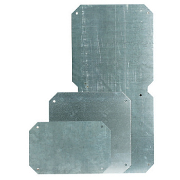 Монтажная плата с крепежом для корпусов RAM box 400х300 мм