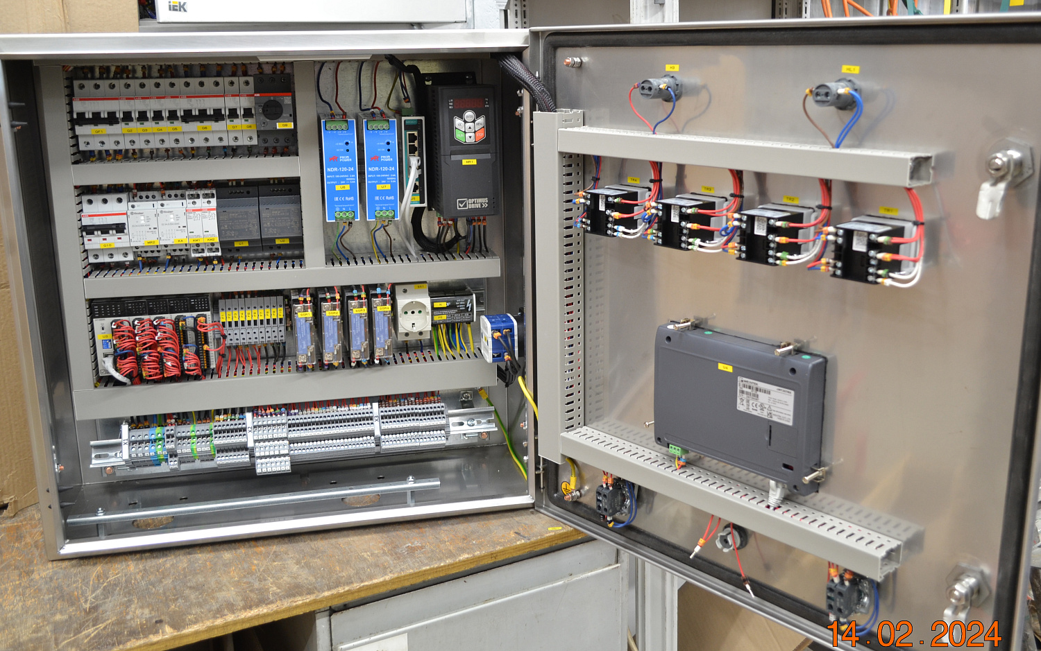 Сборка щитов автоматики (ЩА) и шкафов управления