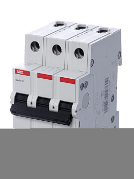 Автоматический выключатель 3P, 10A, C, 4,5кА, BMS413C10