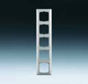 Рамка с декоративной накладкой, 5 постов, альпийский белый Рамка с декоративной накладкой, 5 постов, альпийский белый